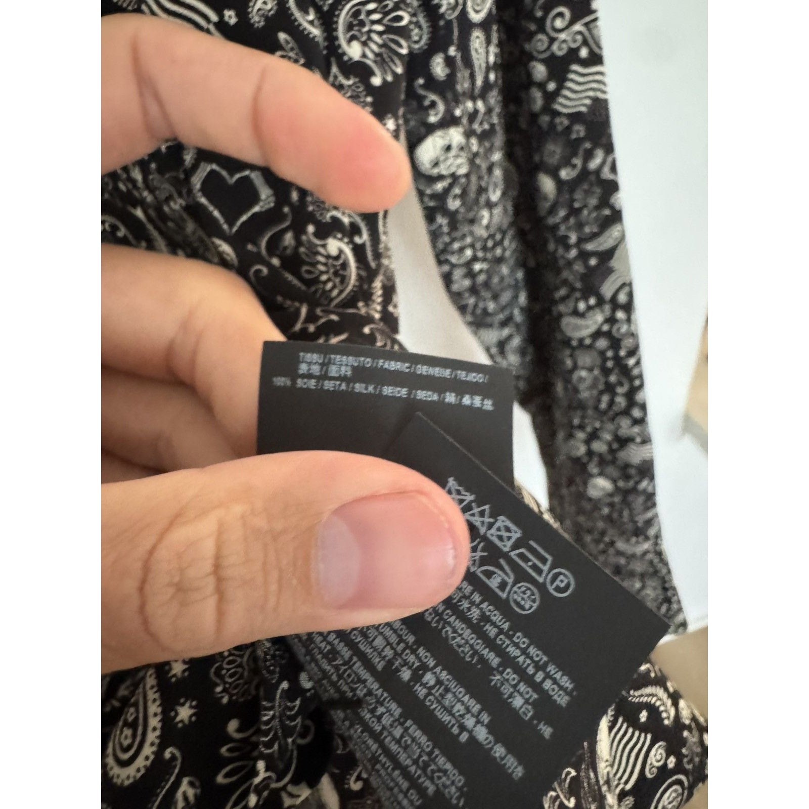 Saint Laurent Silk de crepe skulls shirt 38