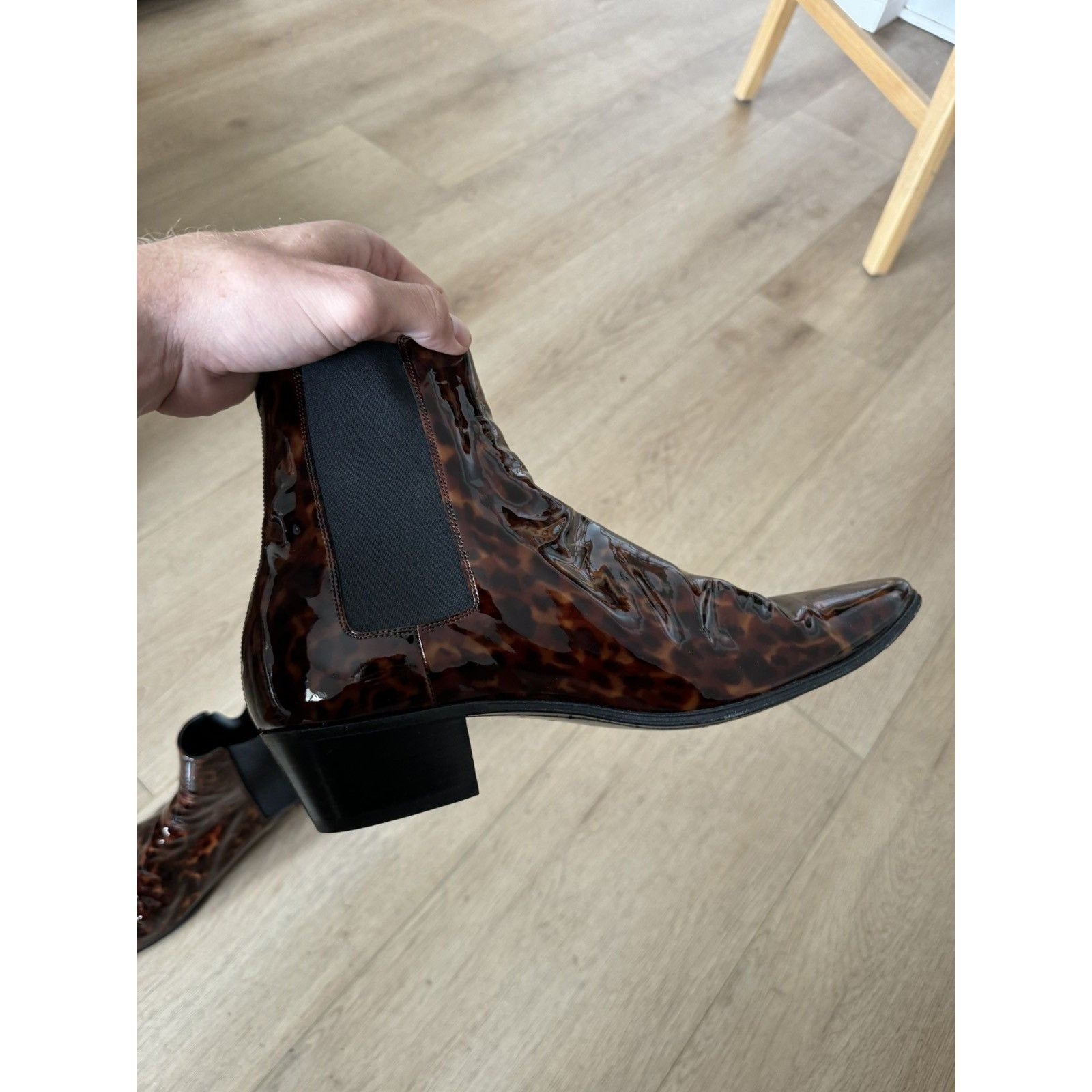 Saint Laurent Patent Tortoise Chelsea 41